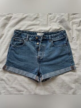 high waisted denim shorts